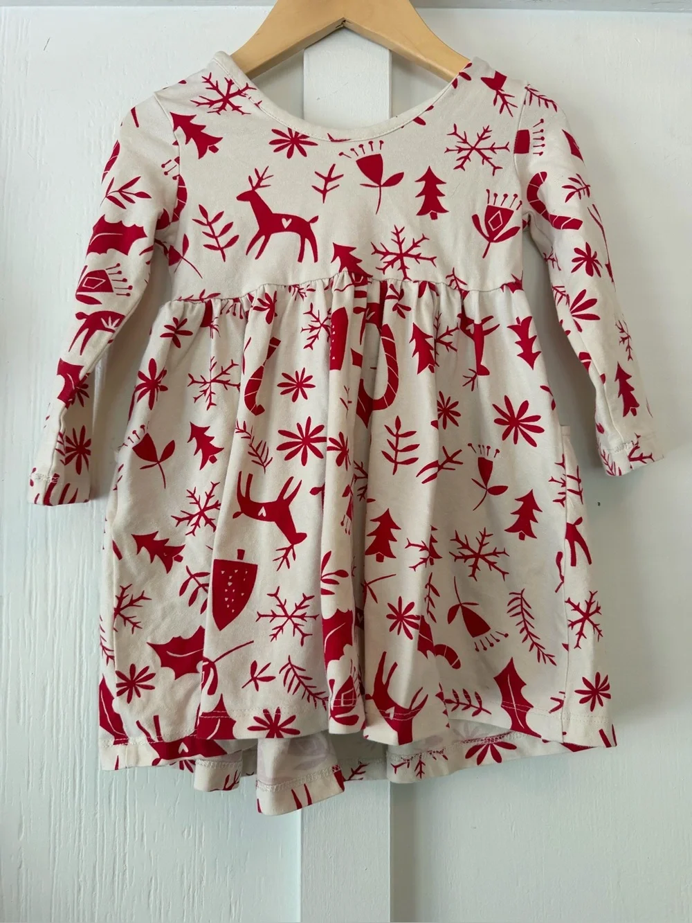 Hanna Andersson Christmas Dress, Size: 2T.